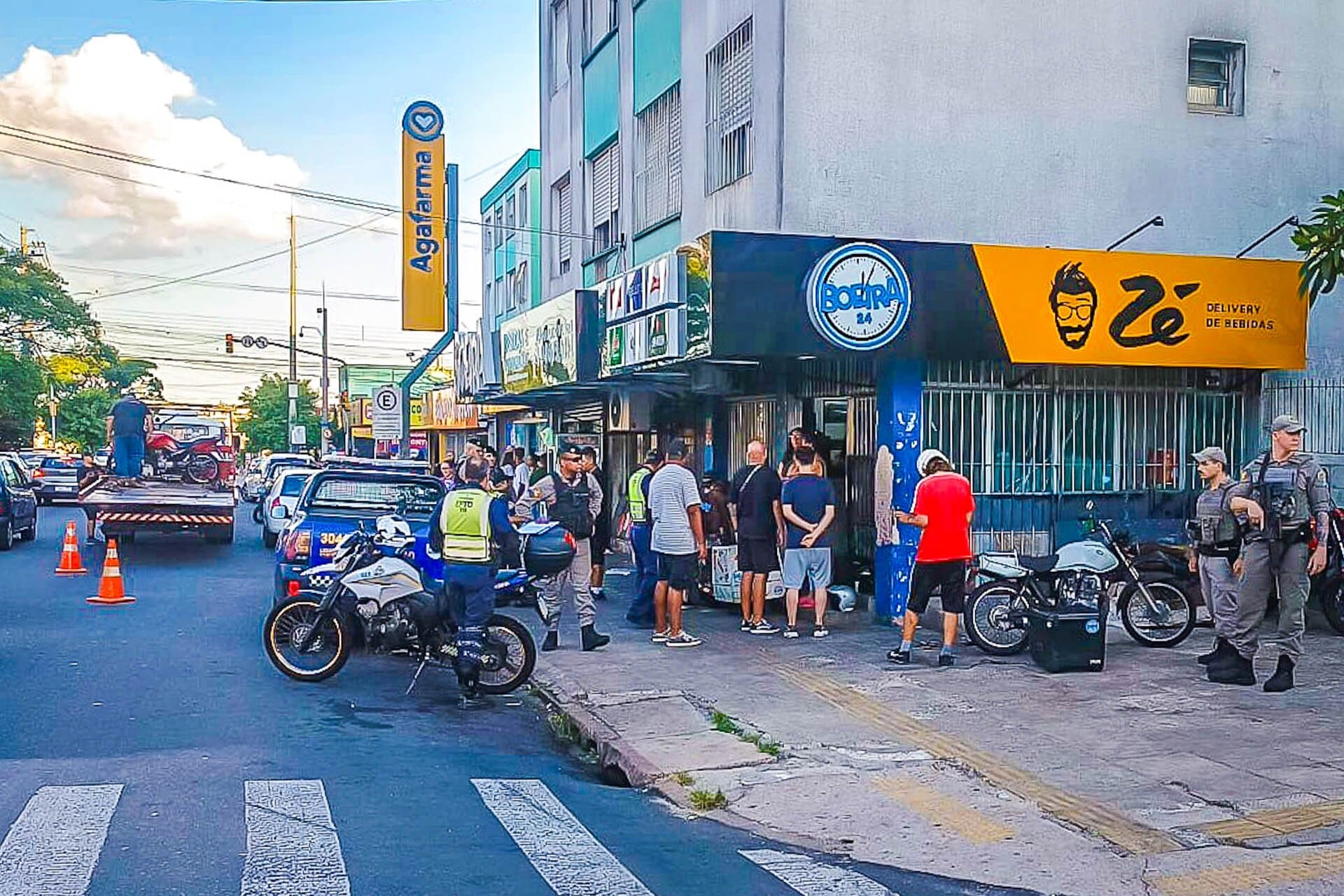 Motocicletas recolhidas em operação de fiscalização de trânsito em Porto Alegre